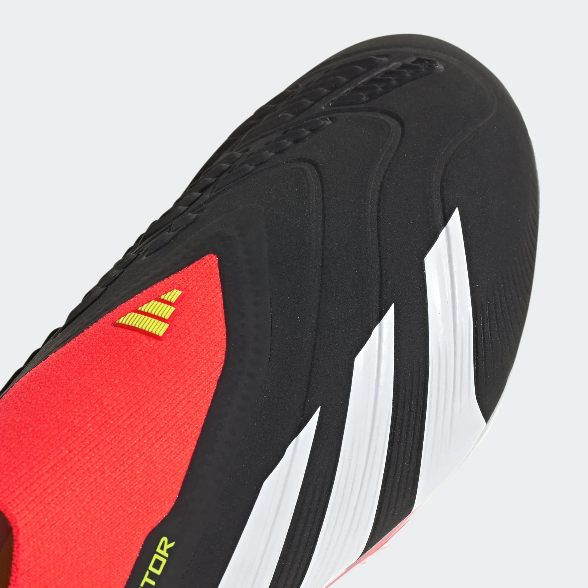 Adidas Predator Elite Laceless FG Junior Football Boots