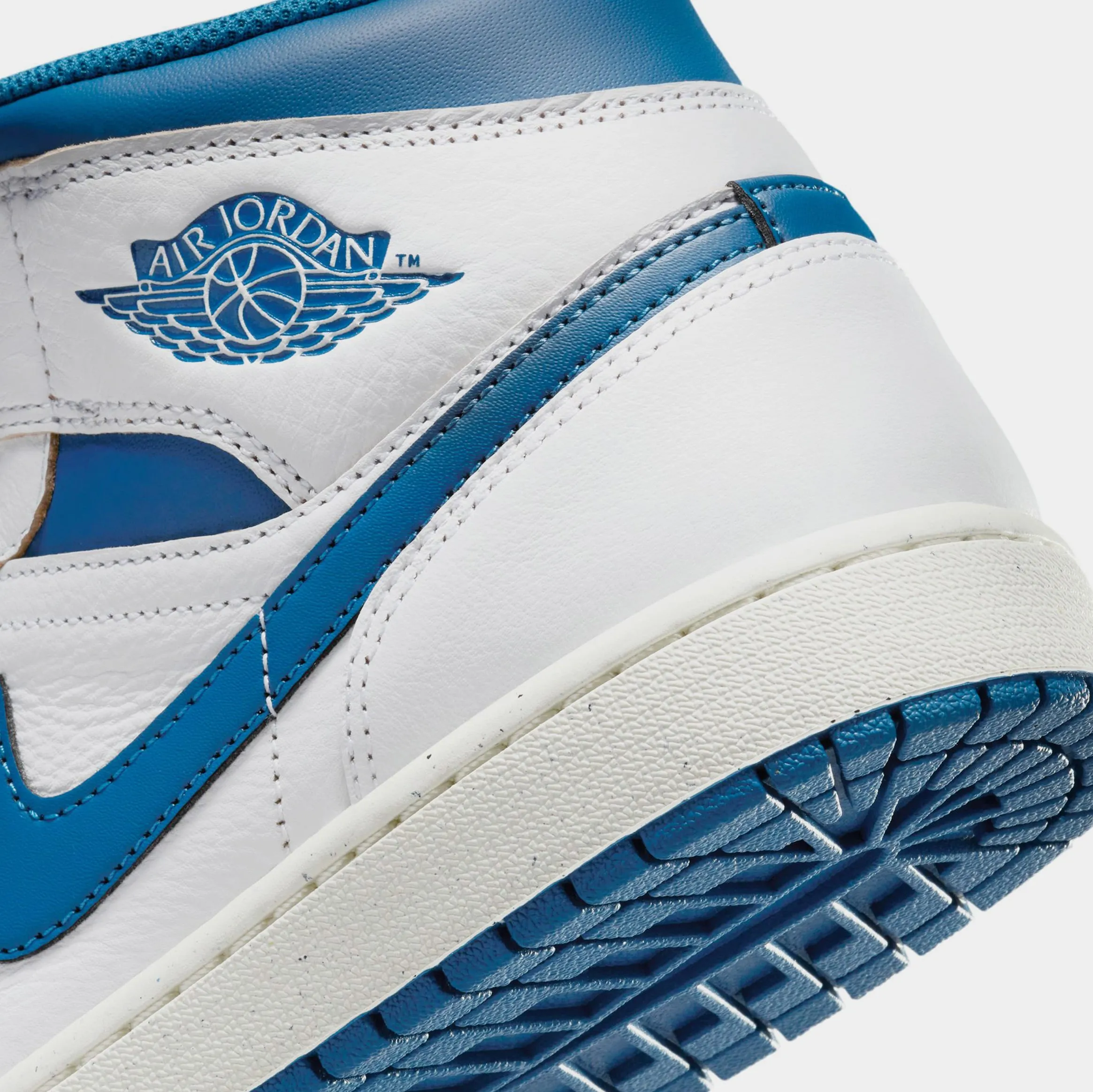 Air Jordan 1 Retro Mid SE Industrial Blue Mens Lifestyle Shoes (White/Industrial Blue/Sail)