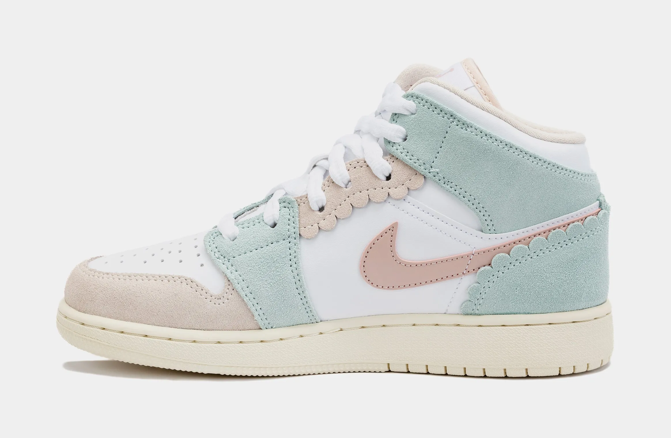 Air Jordan 1 Retro Mid SE Pink Oxford Grade School Lifestyle Shoes (Pink Oxford/Jade Ice)