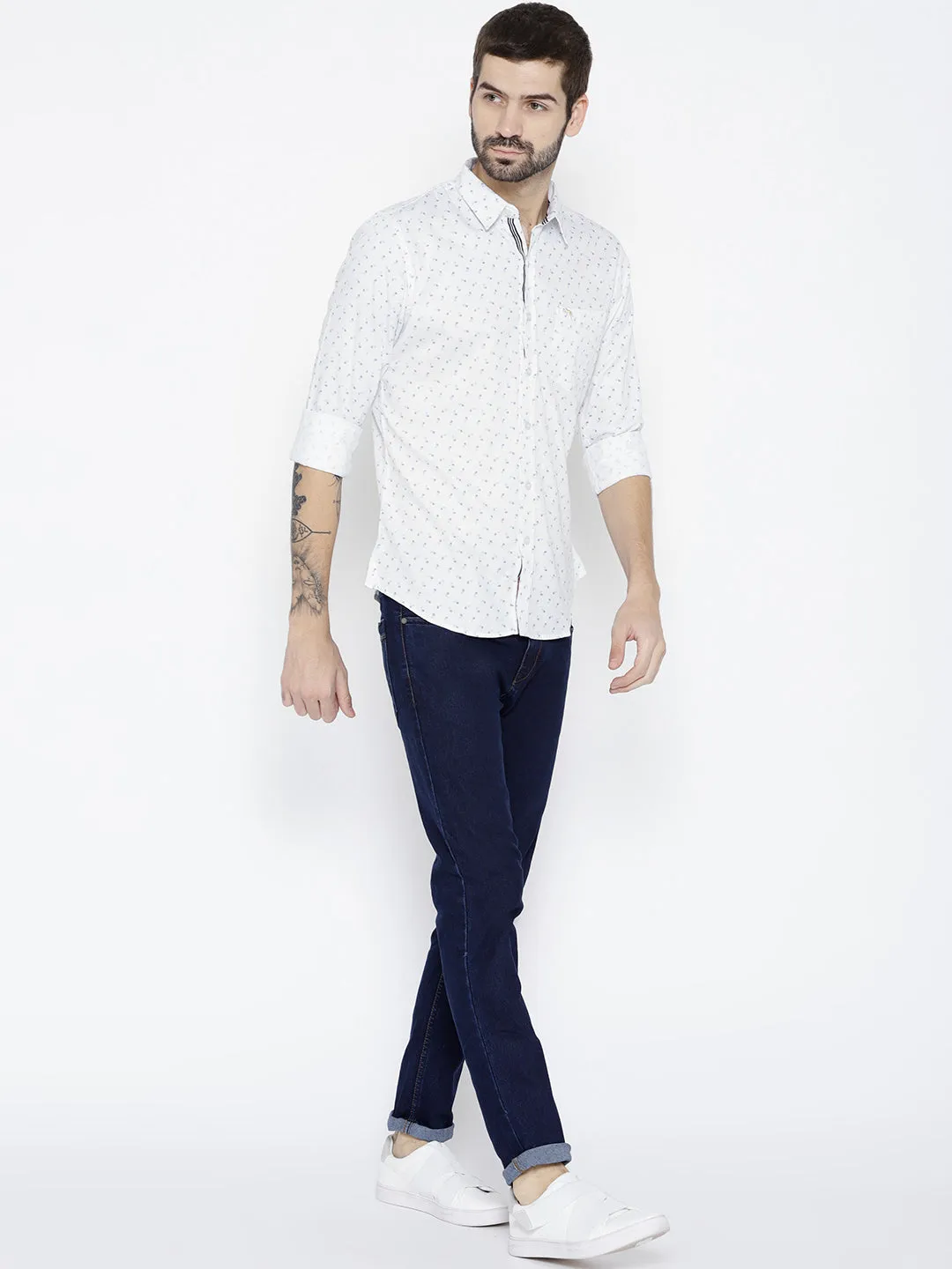 Men White Slim Fit Printed Casual Shirt